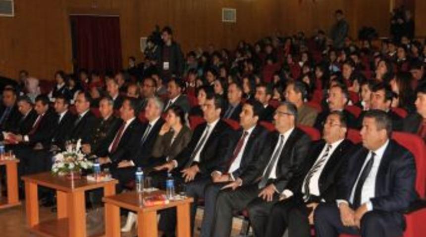 &quot;Mehmet Akif’i anlamayan bir neslin milli duyguları eksik kalır&quot;