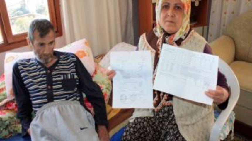 Yaşarken &ouml;l&uuml; g&ouml;sterdiler, emekli maaşını ila&ccedil;larını kestiler
