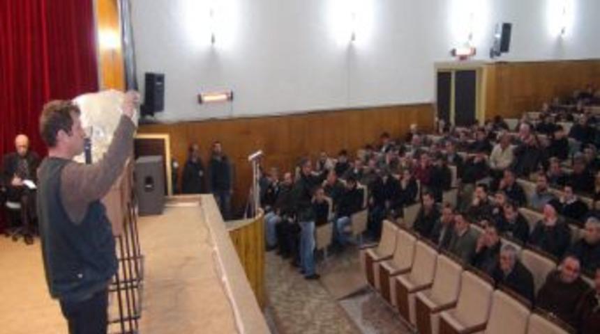 Eski hükümlülerin kurayla işe girme sevinci