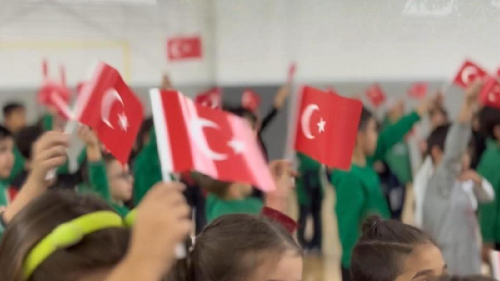Kayseri'de ilkokul öğrencilerinden Cumhuriyet coşkusunu anlatan klip
