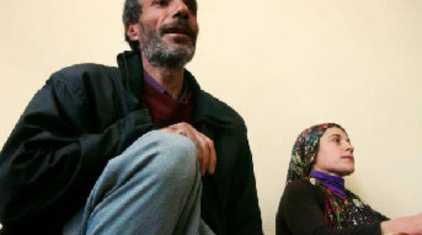 Karısı d&ouml;v&uuml;nce, kızının evine sığındı