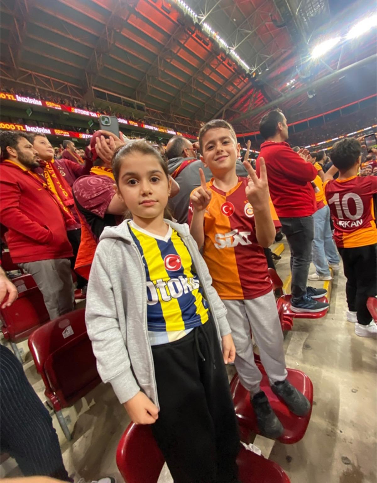 Galatasaray - Fenerbahçe derbisinde tribündeki baba kızın görüntüsü yürekleri ısıtmıştı: "Çok güzel bir histi, rahatlıkla izledim maçı" 6