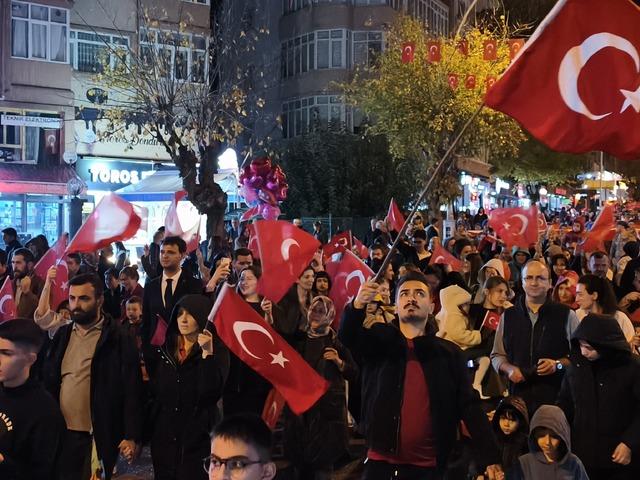 Karabük'te Cumhuriyet Bayramı kutlamaları kapsamında fener alayı düzenlendi