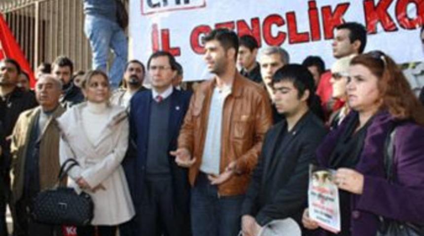 CHP  Gen&ccedil;liğe Hitabe dağıttı ...