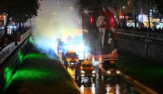 Kastamonu'da Cumhuriyet'in 103. yılı dolayısıyla fener alayı düzenlendi