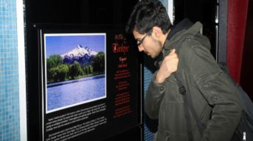 81 ilin t&uuml;rk&uuml;leri sergisine b&uuml;y&uuml;k ilgi