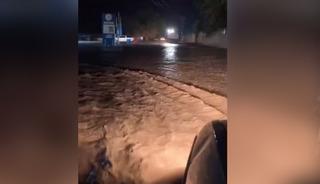 Şanlıurfa’da sağanak su baskınlarına neden oldu