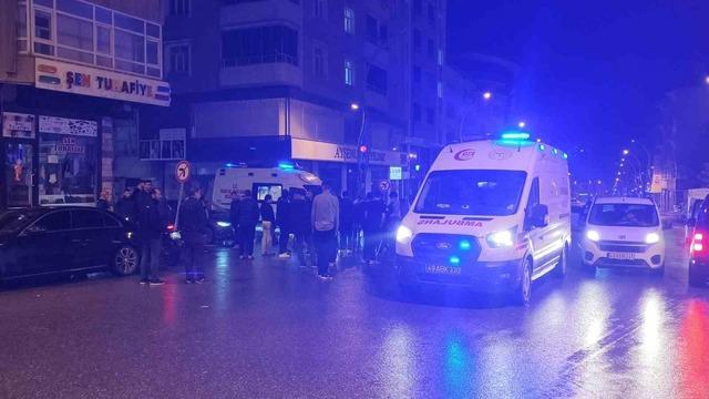 Muş’ta otomobil ile motosiklet çarpıştı: 2 yaralı 2