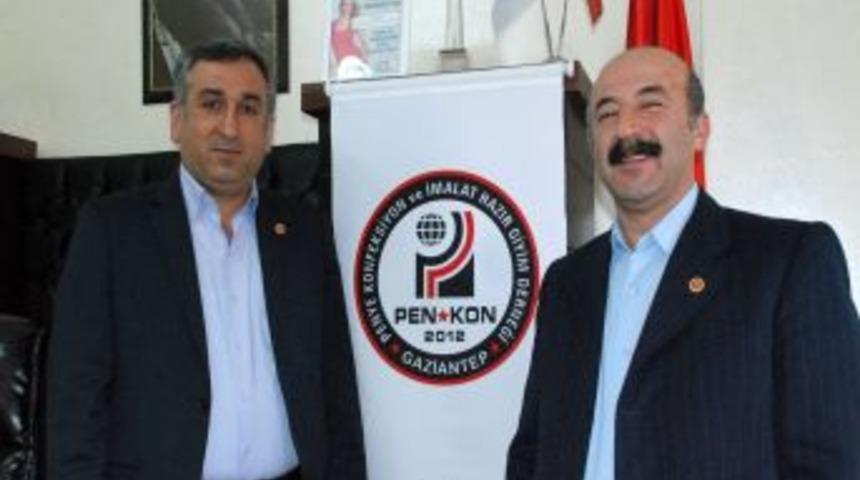 İlk kez fuar yapan Gaziantepli konfeksiyoncular, &uuml;&ccedil; aylık siparişlerini doldurdu