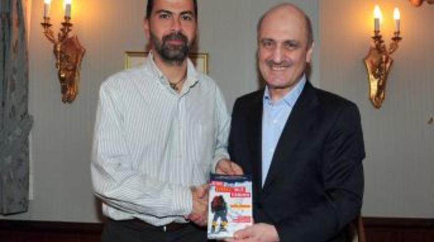 Bakan Bayraktar: Afet dönüşümünde STK'ların desteğine ihtiyacımız var