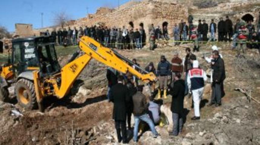 Darge&ccedil;it&rsquo;te kazı &ccedil;alışmalarında kafatası bulundu