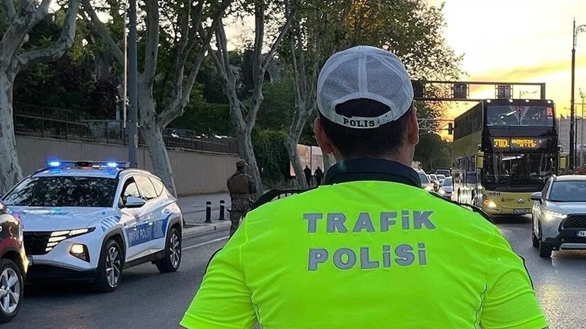 İstanbul da bazı yollar trafiğe kapatıldı 1