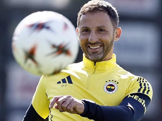 Fenerbah&ccedil;e'de Domenico Tedesco bombası! İkna &ccedil;abaları s&uuml;r&uuml;yor