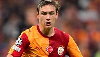 Galatasaray'da Batrakov'a d&uuml;nya devi talip! 55 milyon Euro &ouml;deyip alabilirler