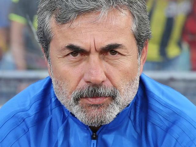 Apar topar İstanbul'a geldi! Aykut Kocaman s&uuml;rprizi