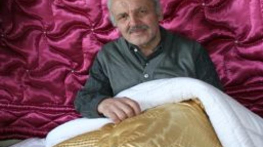 Yorgancılığın kitabını yazan Kar, &ccedil;ırak bulamıyor