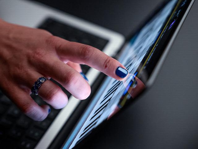 İşte dokunmatik MacBook Pro kararının perde arkası! 