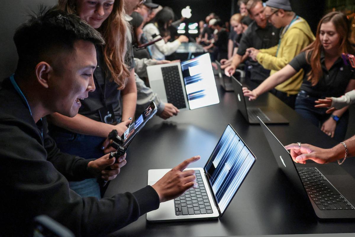 Apple dan tarihi MacBook adımı! Böylesini ilk kez üretti: İşte fiyatı ve özellikleri 7