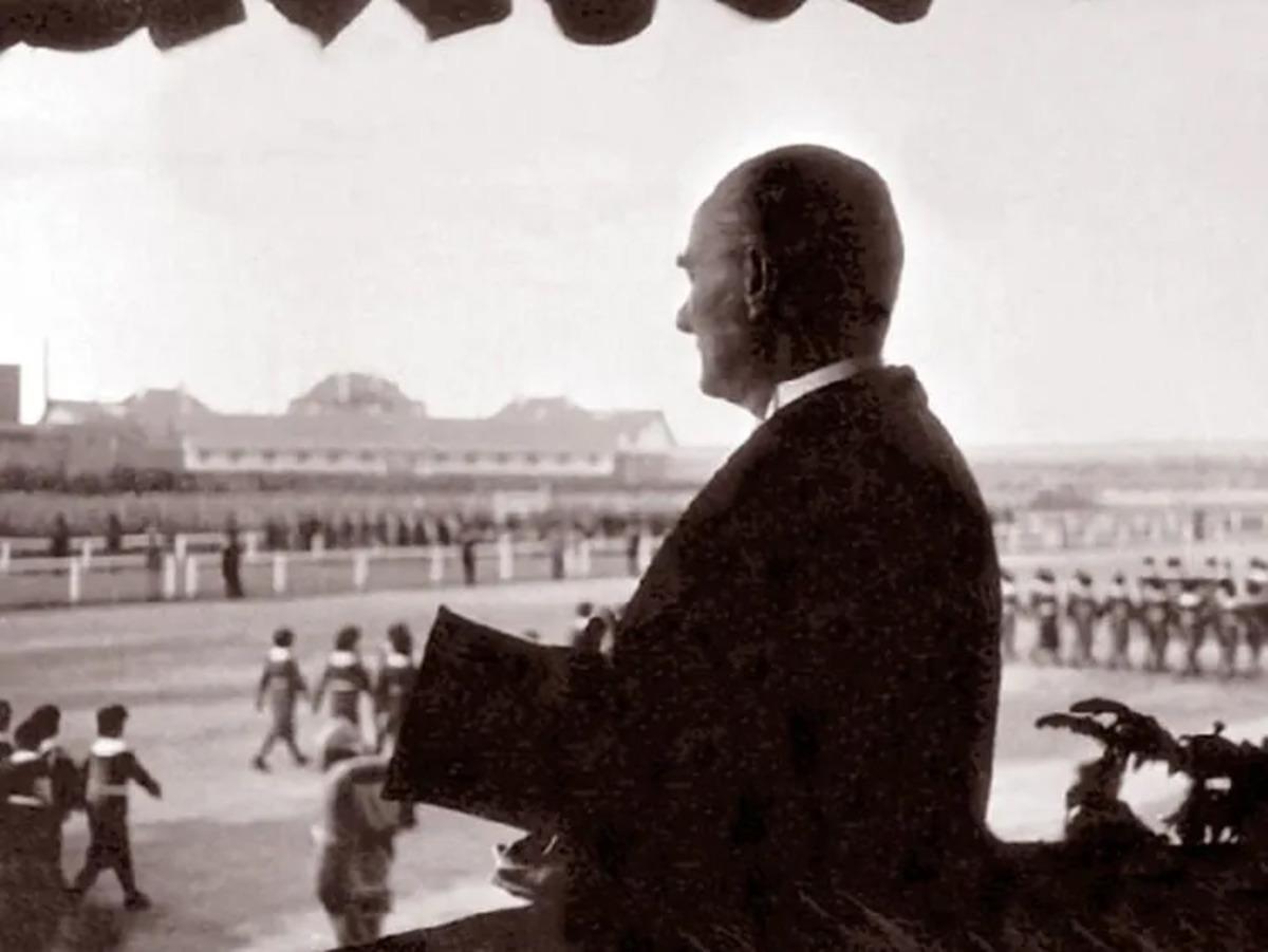 Türkiye Cumhuriyeti 103 yaşında! Gazi Mustafa Kemal Atatürk önderliğinde "Yaşasın Cumhuriyet" 7