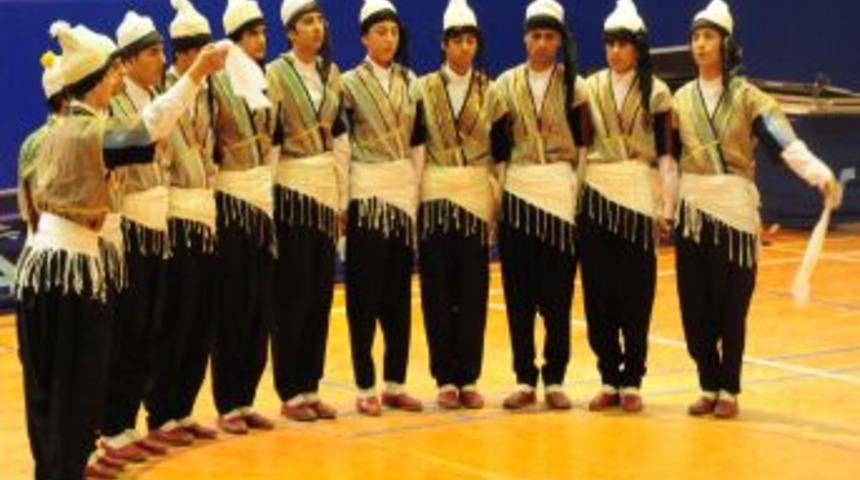 Halk oyunları il birinciliği yarışması sona erdi