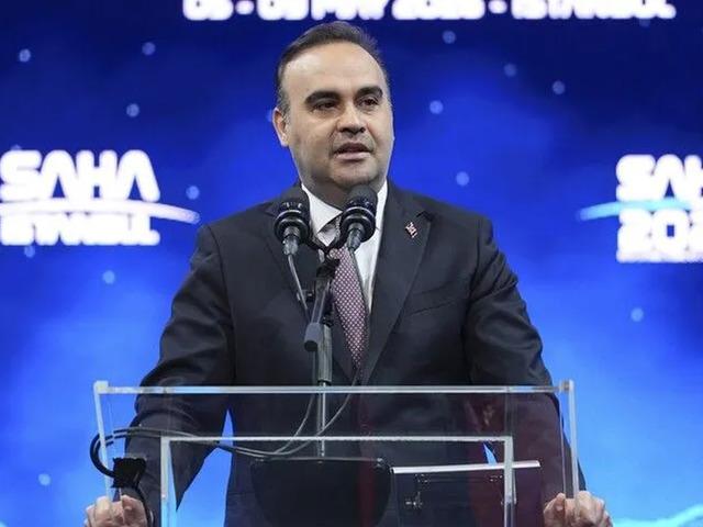 Bakan Kacır'dan 29 Ekim Cumhuriyet Bayramı mesajı