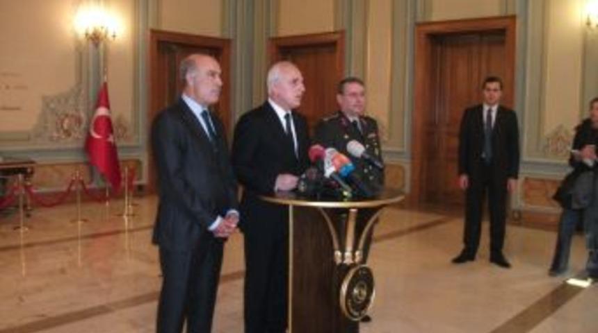 Vali Mutlu: S&uuml;tl&uuml;ce bombacıları yakalandı