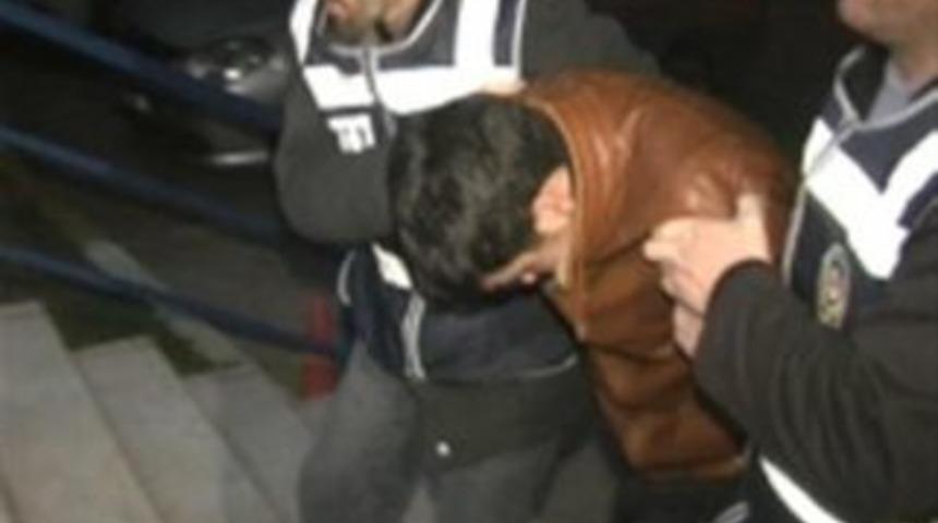 &Ccedil;aldıkları ayakkabıları giyince