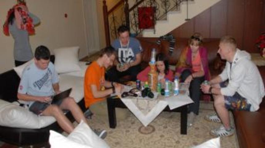 T&uuml;rkiye, İzlanda ve Polonya'dan gen&ccedil;ler demokrasinin filmini &ccedil;ekiyor