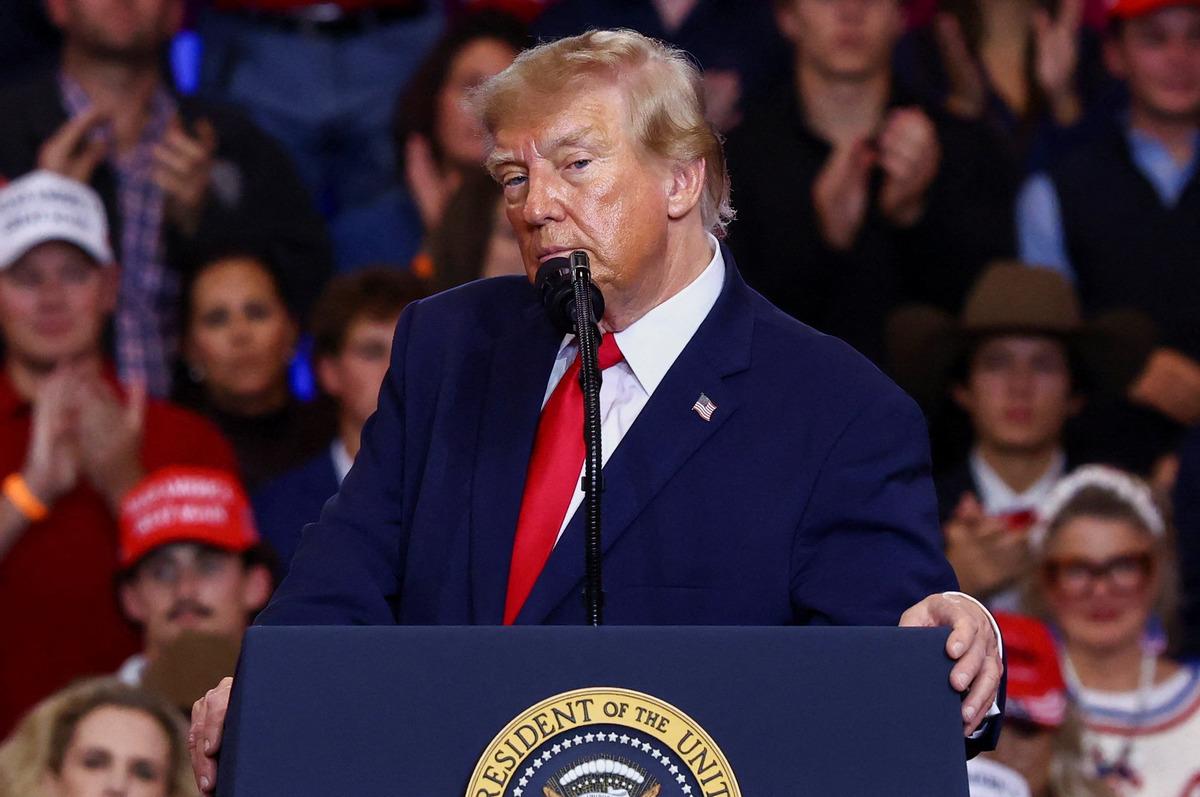 Trump&rsquo;tan  yapay zek&acirc;  &ccedil;ıkışı: "Resmen yasaklayacağız" 2