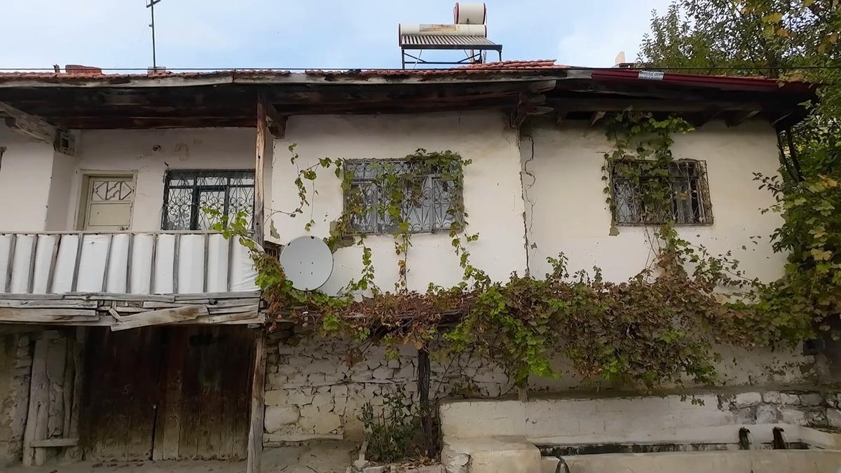 3 oğlu da savaştan sağ döndü: O günden beri kapısında kuyruk var! 1