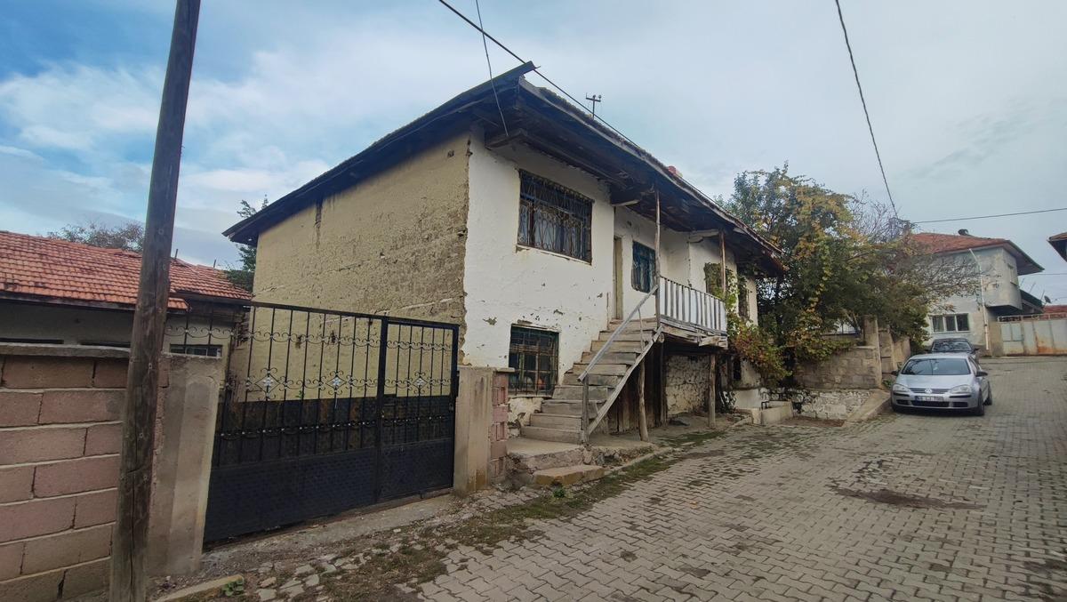 3 oğlu da savaştan sağ döndü: O günden beri kapısında kuyruk var! 4