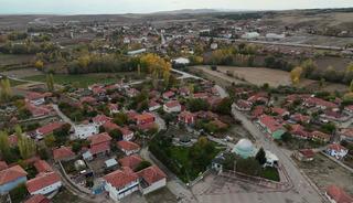 3 oğlu da savaştan sağ d&ouml;nd&uuml;: O g&uuml;nden beri kapısında kuyruk var!