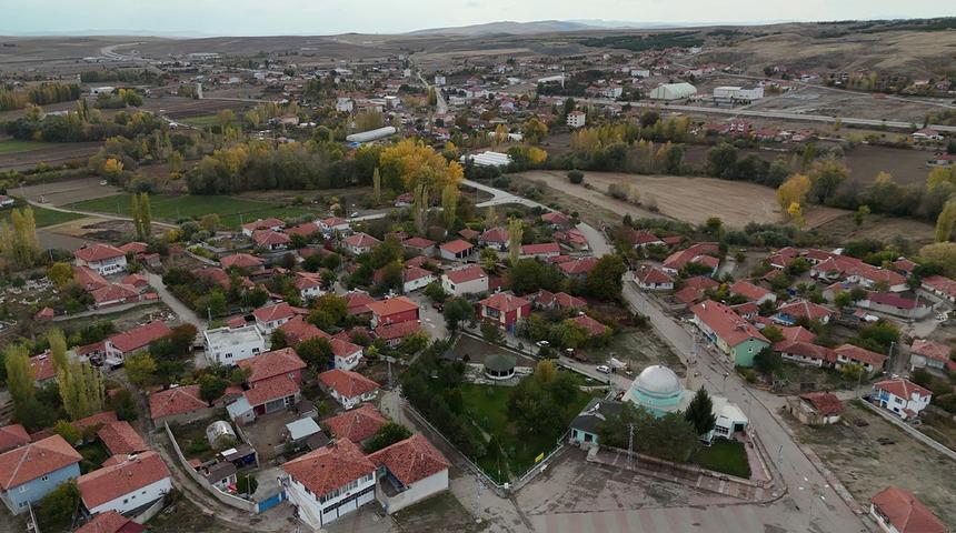 3 oğlu da savaştan sağ d&ouml;nd&uuml;: O g&uuml;nden beri kapısında kuyruk var!