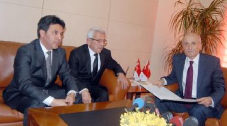 Kayserili hayırseverler 10 yılda eğitime 180 milyon lira bağışladı