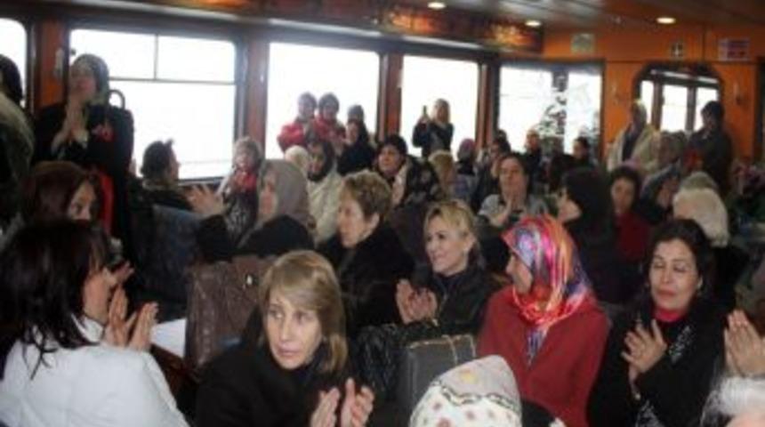 Yalova-Adalar seferleri protokol&uuml; denizde imzalandı