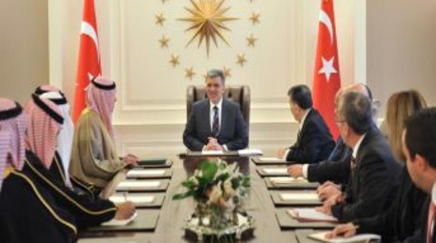 Suudi Arabistan Kızılayı Başkanı Prens Faisal, &Ccedil;ankaya K&ouml;şk&uuml;&rsquo;nde