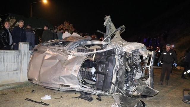 Erzurum’daki trafik kazasında ölü sayısı 2’ye yükseldi