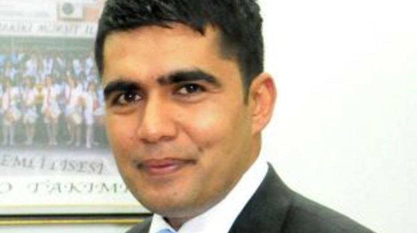 Serhan G&uuml;r tıp bayramını kutladı