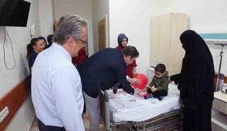 Fırat Üniversitesi Hastanesi’nde minik hastalara 29 Ekim sürprizi