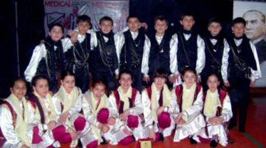 &Uuml;nye Belediyesi Halkoyunları Ekibi, il birincisi