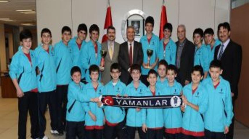 Filenin Yamanlar'ı Başkan Durak'ı ziyaret etti