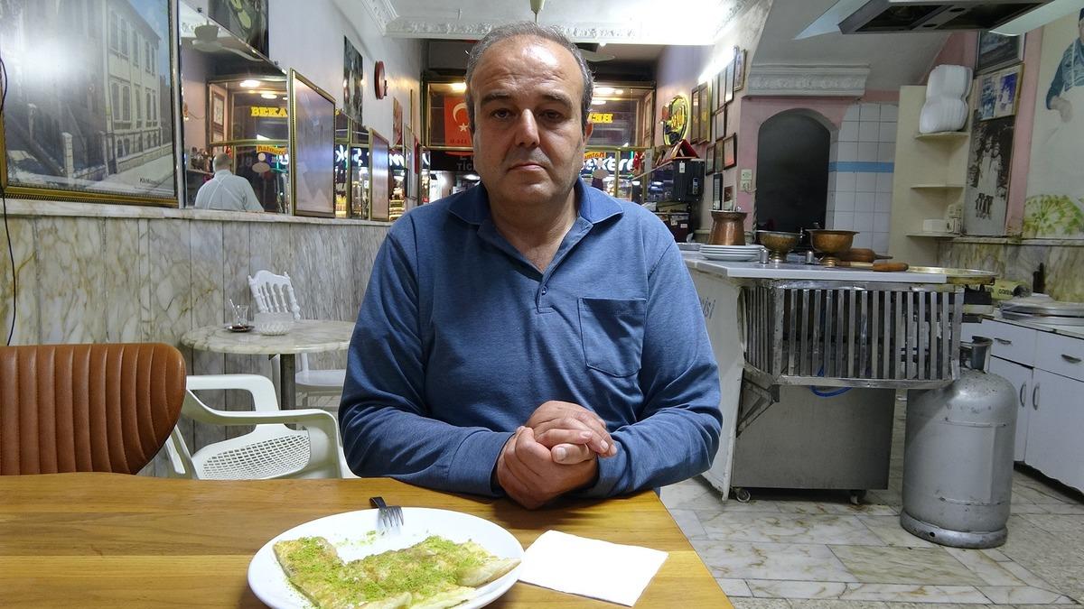 Türk bayrağını katmere işledi! Görenler tatmak için işletmeye koştu 4