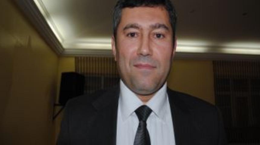 Annesinin s&uuml;rekli dayak yediğini g&ouml;ren kız &ccedil;ocukları evliliğe soğuk bakıyor