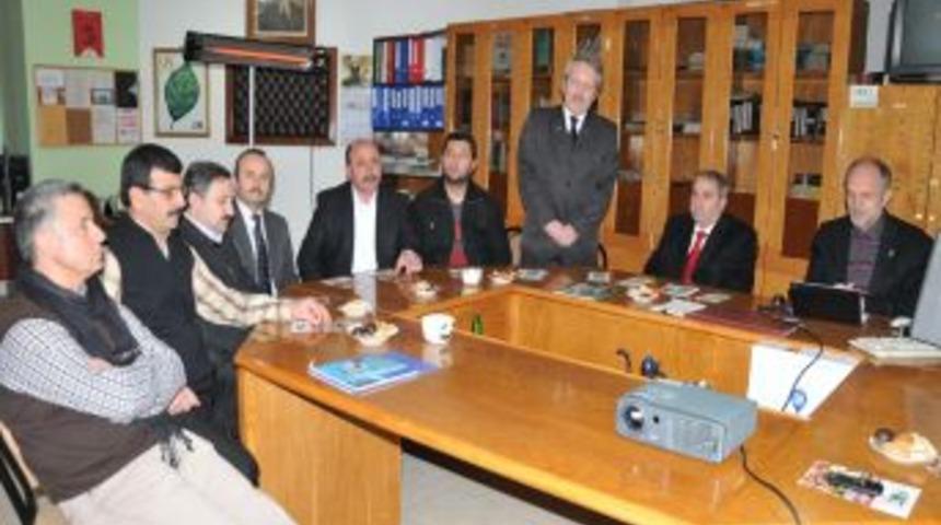 Başkan Demirtaş il&ccedil;edeki hizmet vakıflarını dinliyor