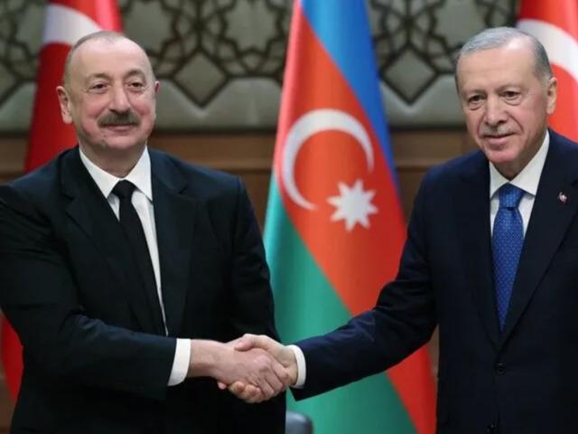 Aliyev&rsquo;den Cumhurbaşkanı Erdoğan&rsquo;a 29 Ekim tebriği