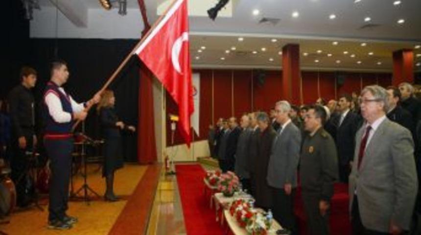 Sincan'da İstiklal Marşı'nın kabul yıl d&ouml;n&uuml;m&uuml; kutlandı