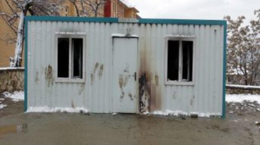 Emet Kaymakamı G&uuml;ler: İş&ccedil;iler, deprem sonrası Van'dan geldi