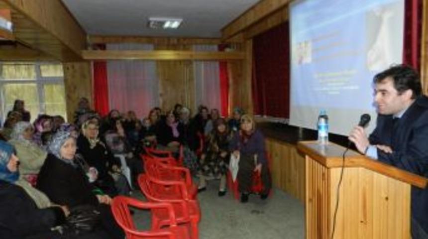 &Ccedil;anak&ccedil;ı'da kadınlara y&ouml;nelik meme kanseri bilgilendirme konferansı