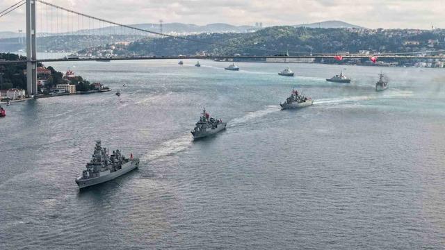 NATO’dan peş peşe 29 Ekim Cumhuriyet Bayramı kutlaması 1