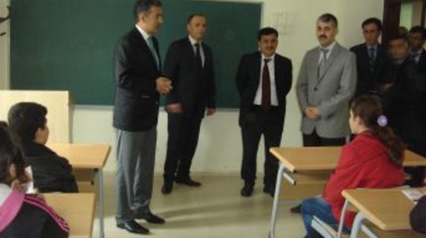 T&uuml;rkoğlu Kaymakamlığı'ndan, dar gelirli &ouml;ğrencilere dershane imkanı